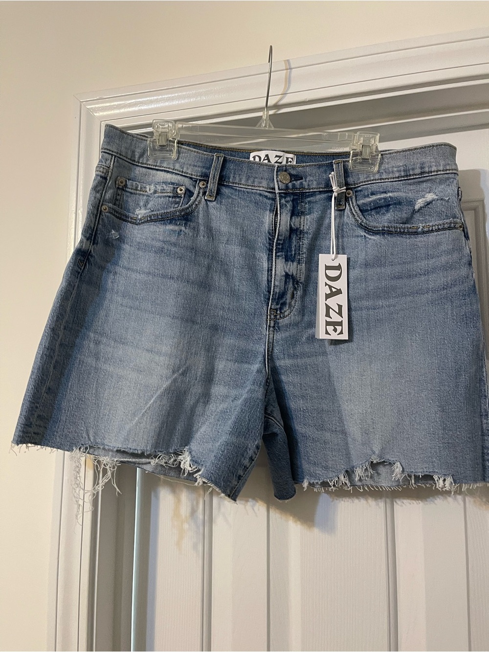 NWT DAZE Light Blue Distressed Denim Cutoff Shorts - Women's